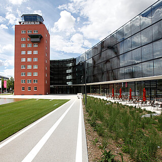 TOWER RIEM Screenfassade Perspektive TOWER RIEM Screenfassade Perspektive
